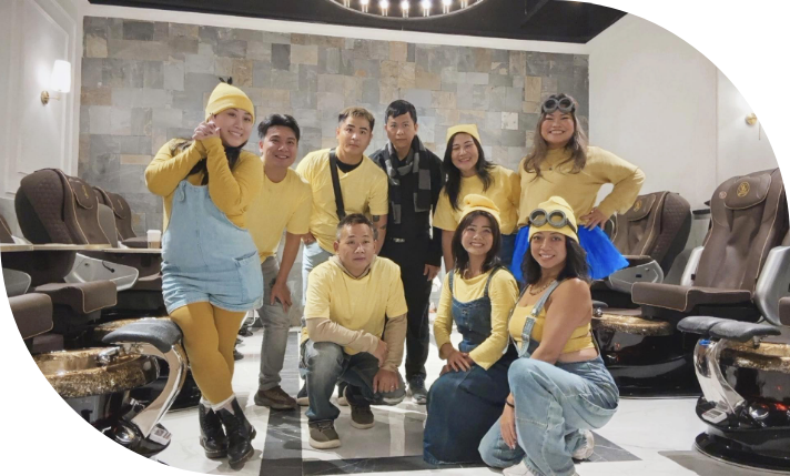 NailVibe Cool Springs team member